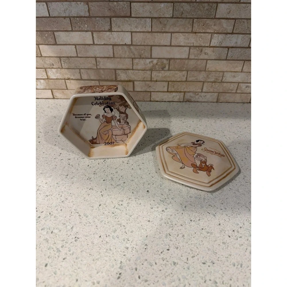 Snow White Seven‎ Dwarfs Jewelry Box NIB